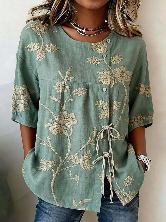 Celeste / Blusa floral elegante