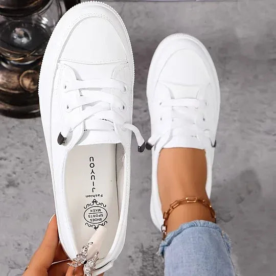 Lucía - Zapatillas modernas
